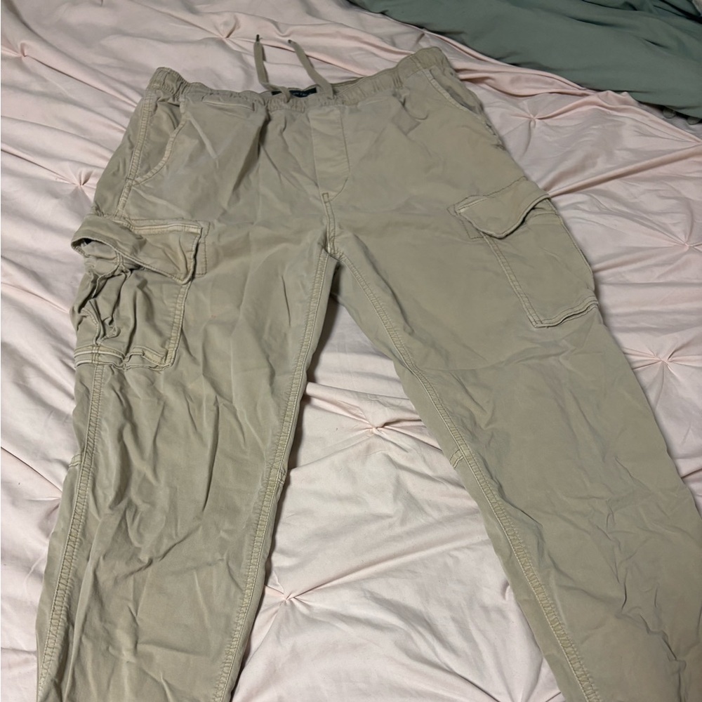 American Eagle Outfitters Tan Cargo Pants Relaxed Fit